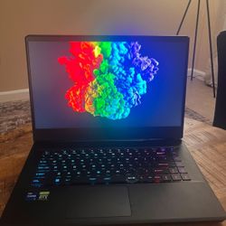 MSI GAMING LAPTOP (1TB)