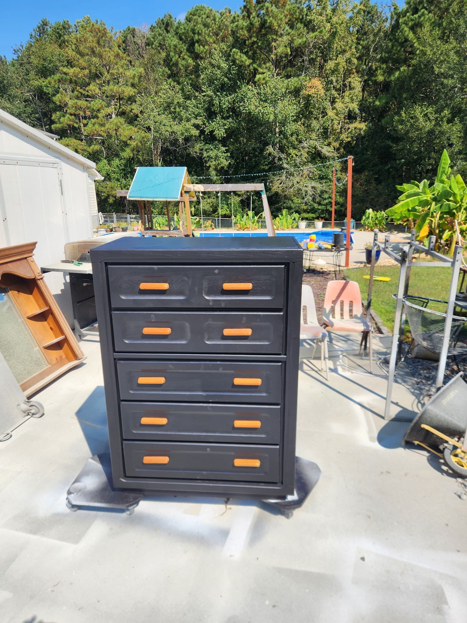 Black Chest Of Drawers