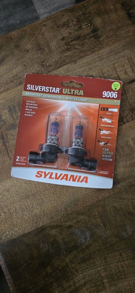 Sylvania Silverstar Ultra 9006 Halogen Bulbs