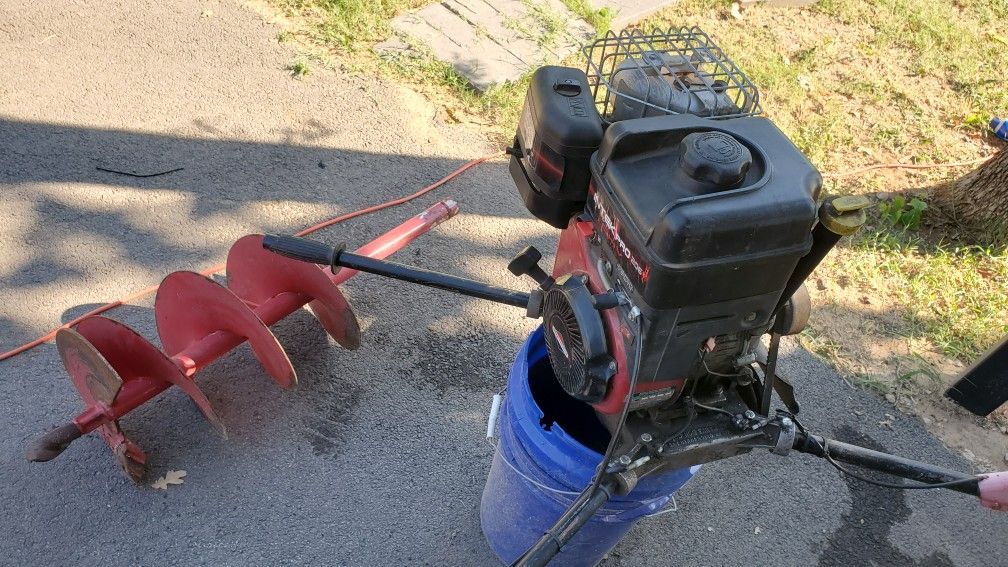 Groundhog Earth Drill intek Pro Post Hole Digger 4 Stroke Commercial 2 Man Auger