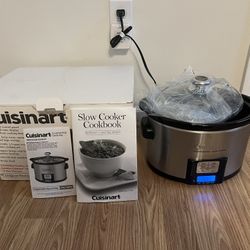 NEW CUISINART 3.5 QT SLOW COOKER.  🥩🍖.   LED DIGITAL DISPLAY.   MULTI FUNCTIONAL.  KOHLS PRICE $99.99 (SEE AD).  SALE $35 🔥🔥