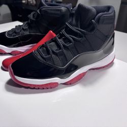 Jordan Retro Bred 11 Red Size 8 