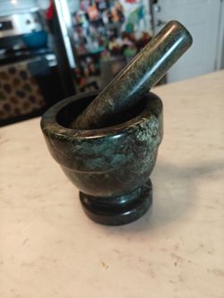 Marble Mortar and Pestle Set