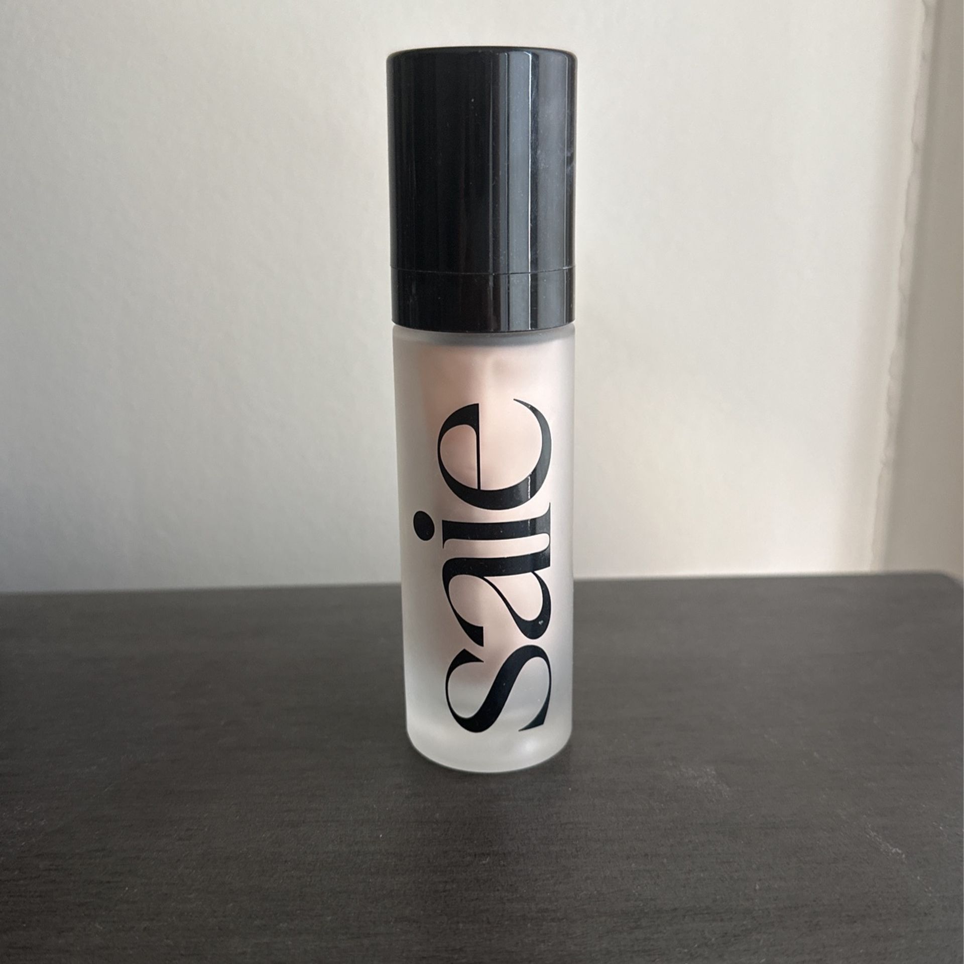 Saie Super Glowy Gel