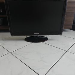Samsung 24 Inch FHD Tv Monitor 