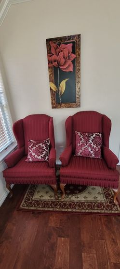 Accent Chairs
