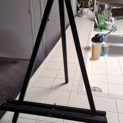 Tabke Top Easel