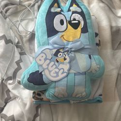 Bluey Shaped Pillow And Throw Set 