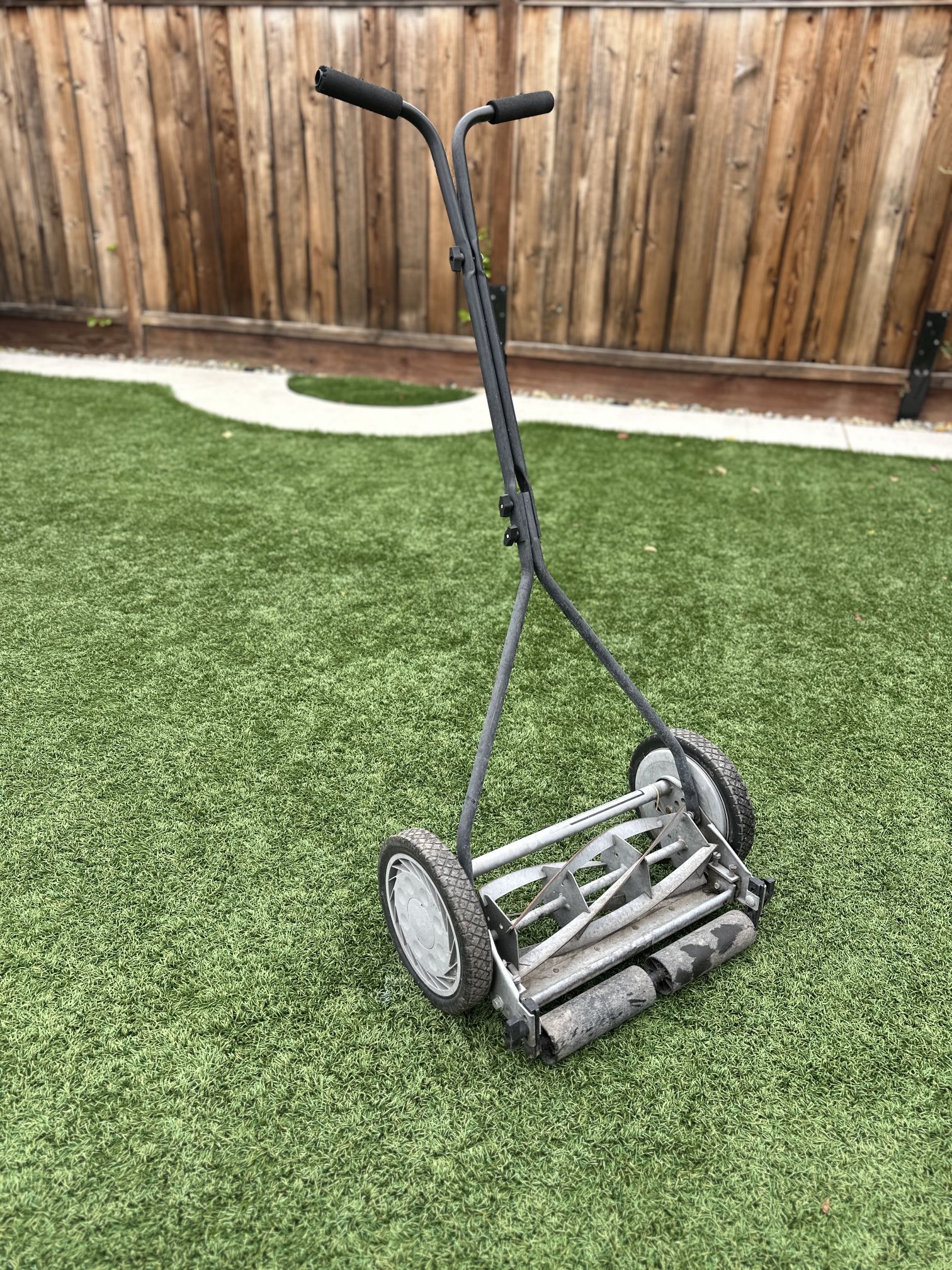 Manual Push Lawn Mower