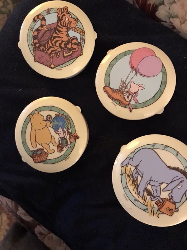 Winnie the Pooh cereal bowls for children