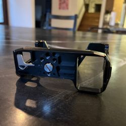 Full Camera Cage for Sony Alpha 7R V/Alpha 7 IV/Alpha 7 S III/Alpha 1/Alpha 7R IV