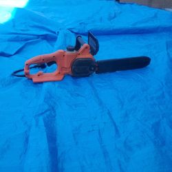 Black Decker 14" Chain Shaw