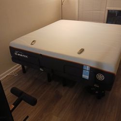 Tempur-Pedic Mattress $3,000 Obo King Size 