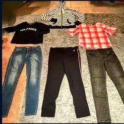 Tommy Hilfiger a lot