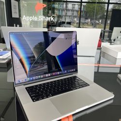 Apple 16” 2021 MacBook Pro M1 Pro Chip 16GB Ram 512SSD! 90 day warranty! We offer financing!