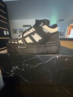 Watson Chunky Bones men 6 sneakers Black & white with white stripes #chunky #athletic