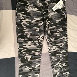 Mens 2xl 2X XXL Ring Of fire Camo 5 Pocket Joggers 