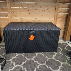 Glitzhome Deck/Patio Box