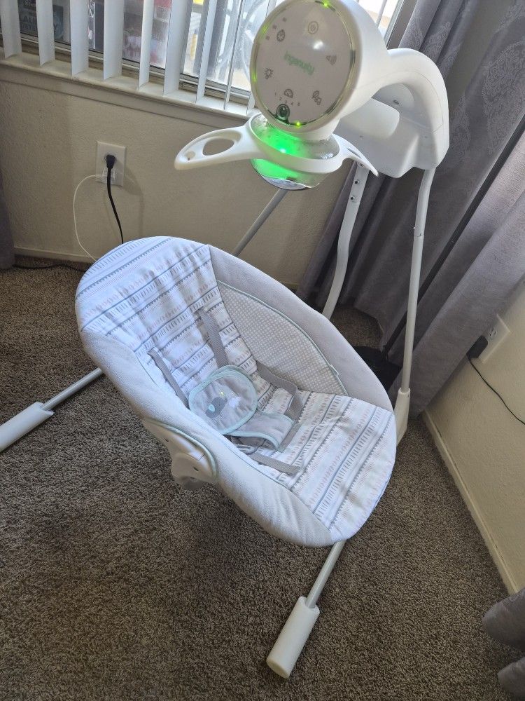 Ingenuity Baby Swing w/ Aux Cord β Like New