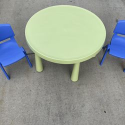 Kids Table With Two Chairs 