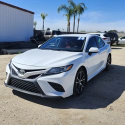 2020 Toyota Camry 