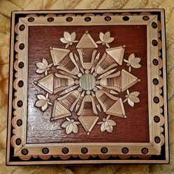 Vintage Inlay Wooden Hinged Box