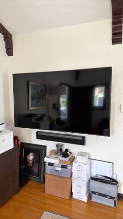 Samsung UN75NU6950FXZA - 75” UHD 4K LED TV in perfect condition