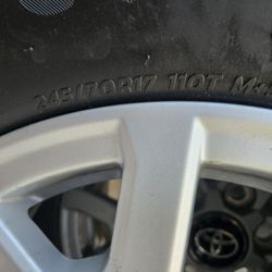 Rims and Tires 2024 Toyota 4 Runner Stock 