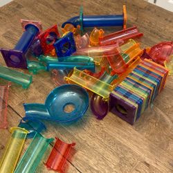 Picasso Magnet Tile Marble Race 