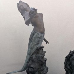 Mermaid fountain/ statue
