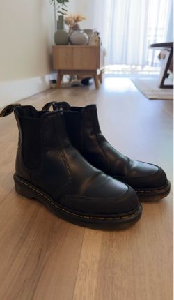 Men’s Doc Martens