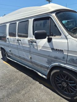 1994 Dodge Caravan