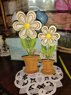 Metal Flower Decor
