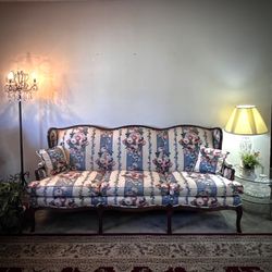 Vintage French Country Floral Sofa – Must Go!