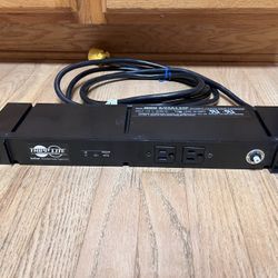 Tripp-Lite 120V 20A 1800W Isobar Transient Voltage Surge Suppressor Power Station