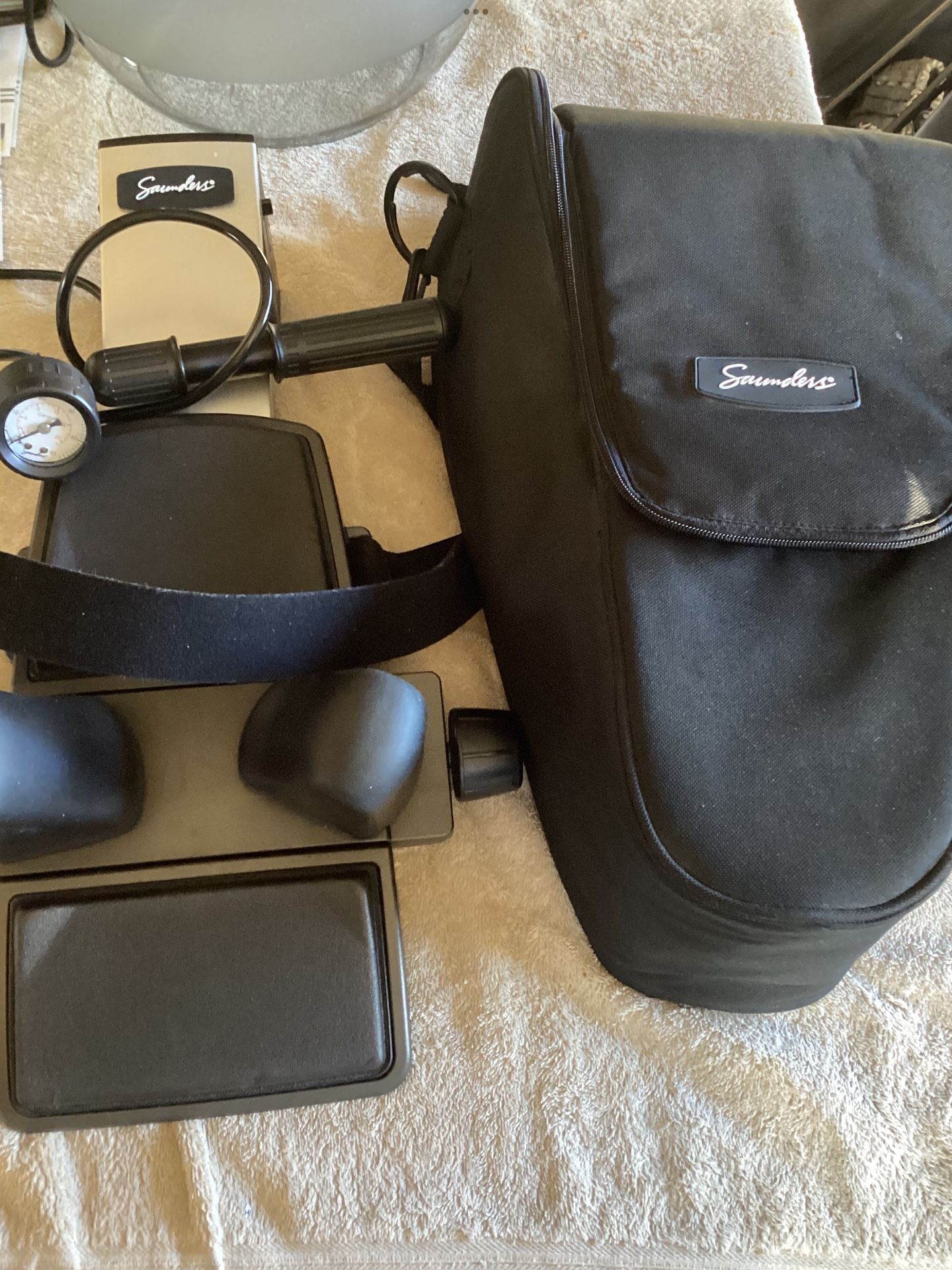 Saunders Cervical Traction Device