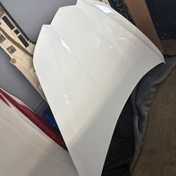 Corvette C8 Stock Hood 