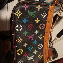 Authentic Louis Vuitton M61276 Félicie Pochette for Sale in Tulare, CA -  OfferUp