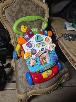 Vtech stroll and discover walker