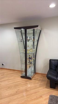 Glass Showcase Cabinet