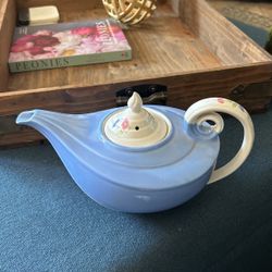 Hall’s Superior Tea Pot