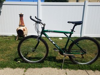 GT Tempest aluminum frame mountain bike for Sale in Chicago, IL