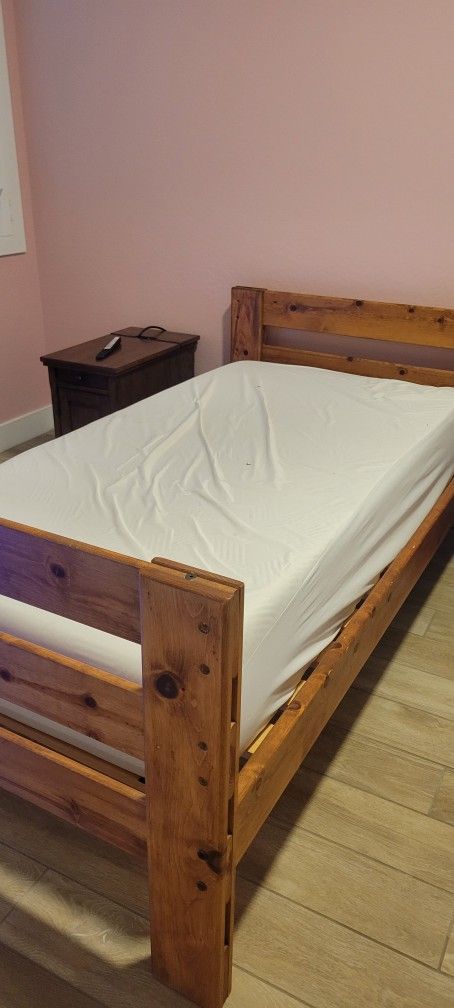 Bunk Bed Along With Mattress
