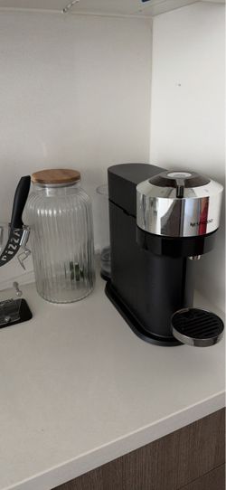 Nespresso Vertuo Next Coffee Machine