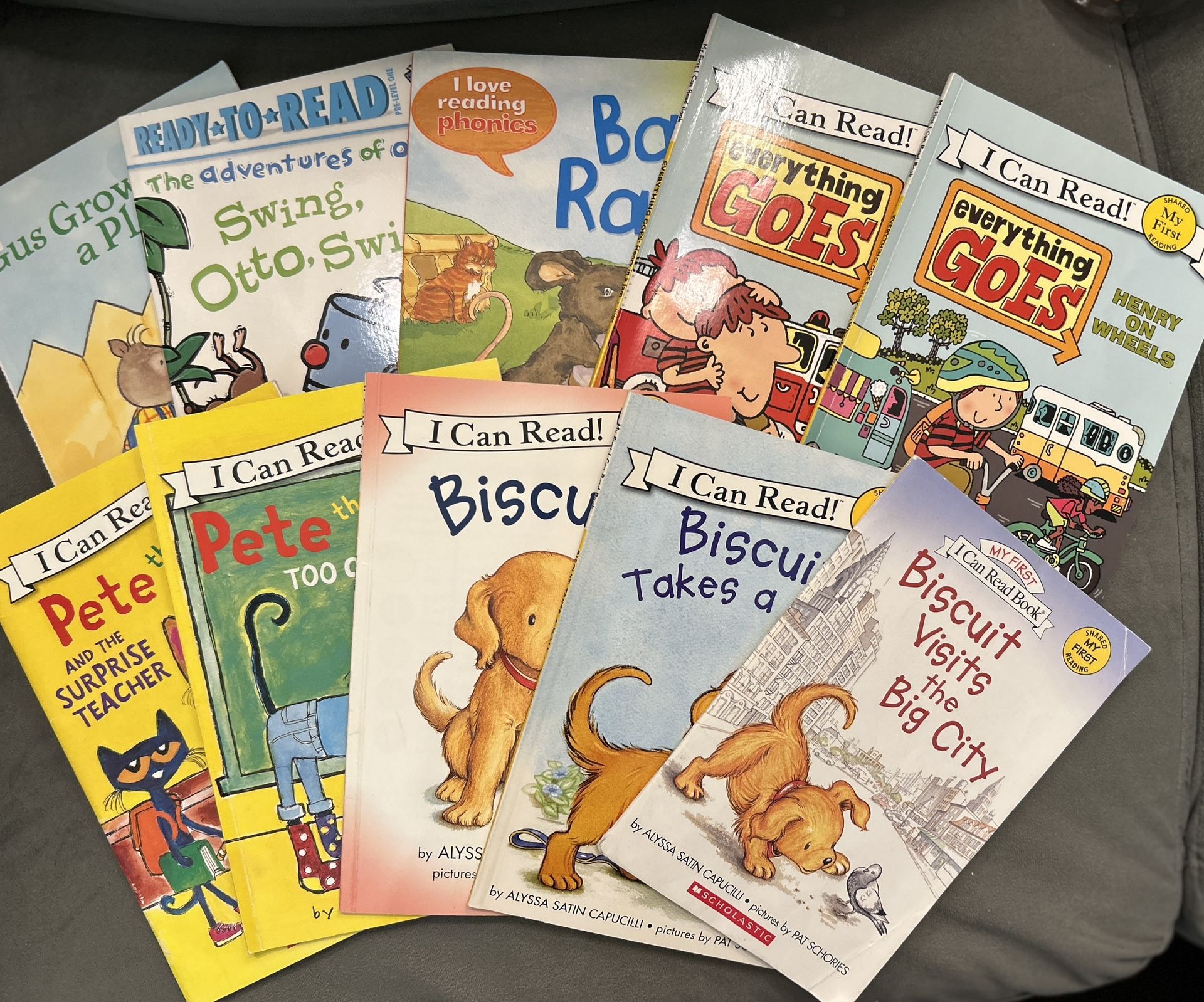 EXCELLENT LOT OF 10 BEGINNER READERS PAPERBACK BOOKS (Biscuit, Pete The Cat, Henry)