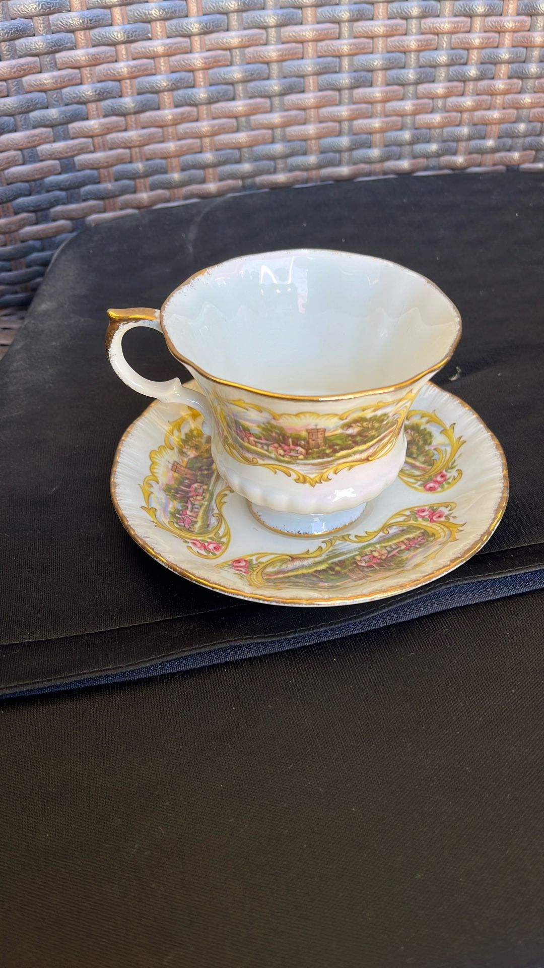 Plates And Cups Porcelain 
