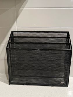 Office style envelope holder