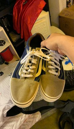 Vans old skool size 9