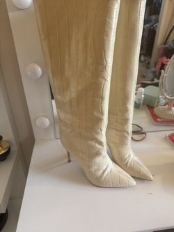 Shutz Ivory Boots