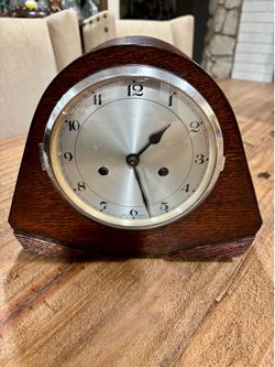 VINTAGE BRITISH CLOCK